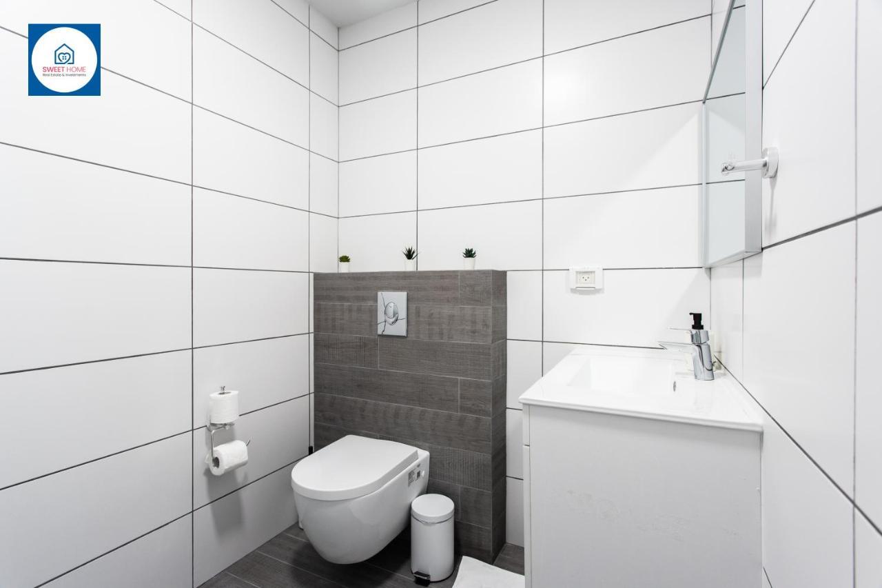 Design Apartments In Netanja Exteriér fotografie