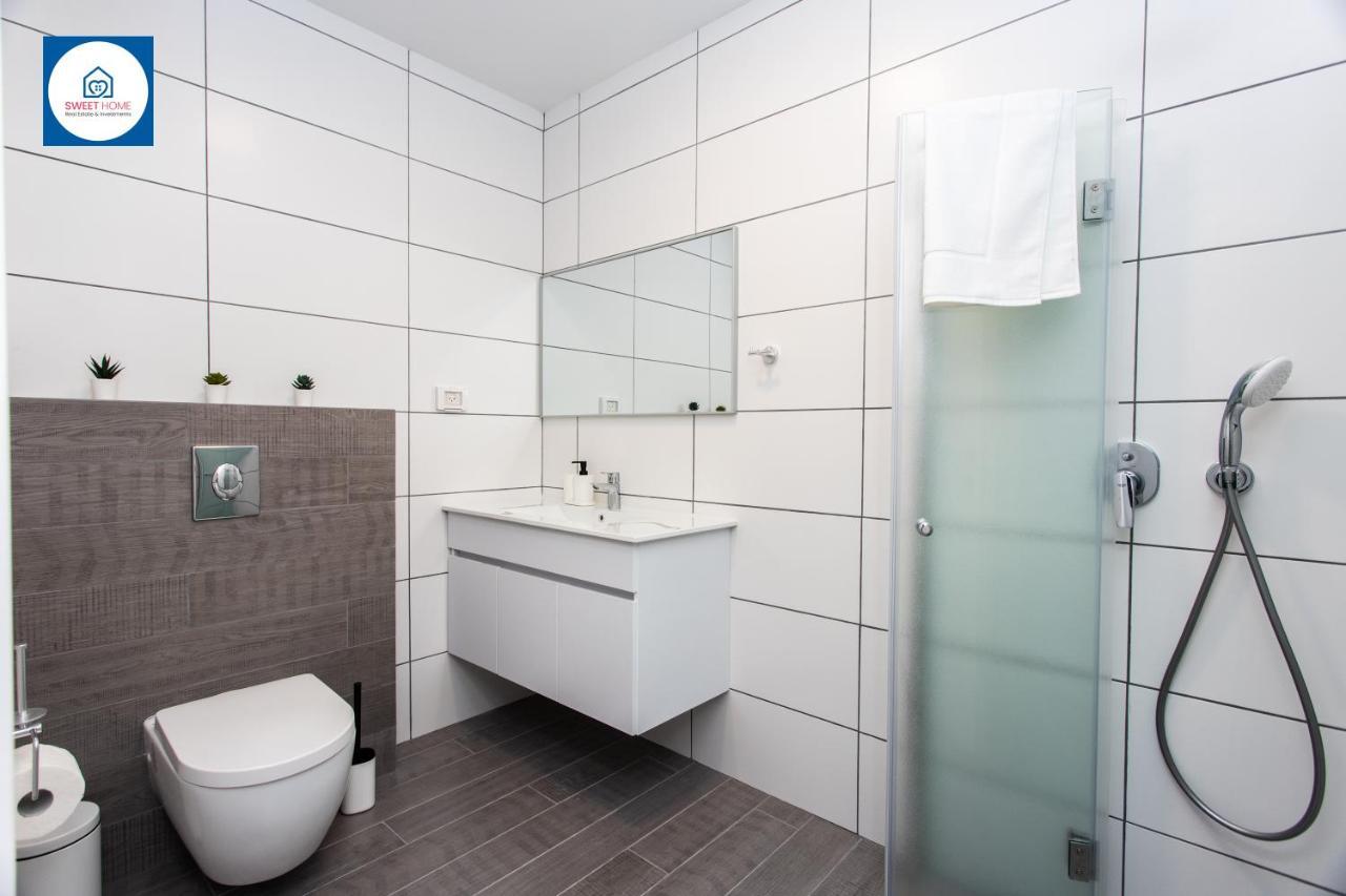 Design Apartments In Netanja Exteriér fotografie